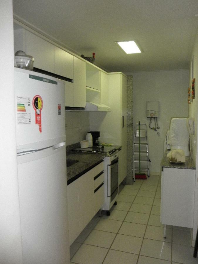 Na Beira Mar De Pajucara- Edif Neo- Apartamento Quarto E Sala- Tem Varanda - Vista Lateral Do Mar- Rua Julio Plech Filho 60 Esquina Com Avenida Doutor Antonio Gouveia - Consumo Eletrico E Pago No Ckeck-Out 1Kwh E 1,35 Reias Maceió Exteriör bild